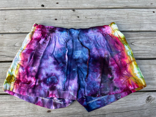 Women’s Large Tie Dye Shorts